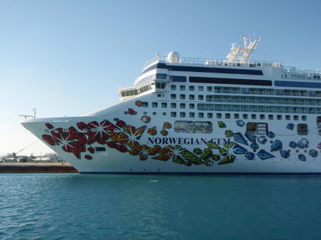 The "Norwegian Gem", a cruise ship operated by the "Norwegian Cruise Line" and built in Papenburg, Germany 2006-2007. The photo was taken in Freeport, Bahamas at the 13th of March, 2008.  (Photo credit: Wikipedia)