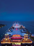 Navy Pier, Chicago lakefront. Photo courtesy of Wikipedia