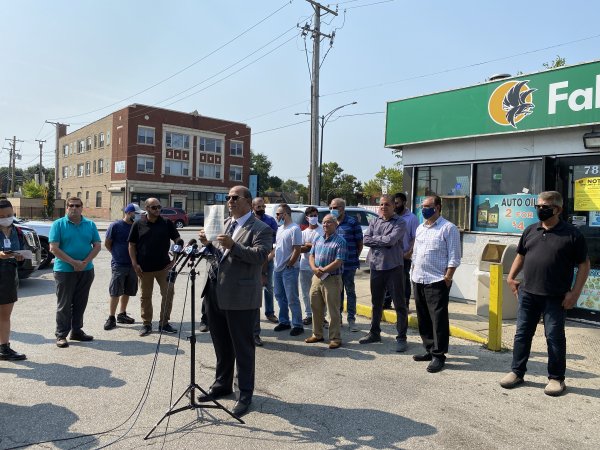 A press conference organized by The American Arab Chamber of Commerce protests the discrimination against Arab business owners by Chicago Mayor Lori Lightfoot. Photo courtesy of Ray Hanania
