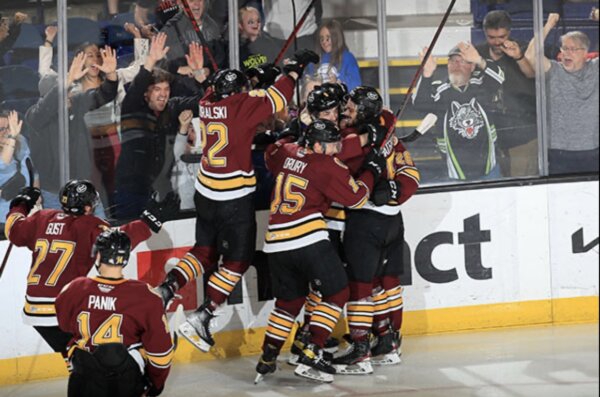 Chicago Wolves celebrate victory
