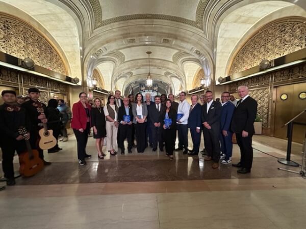 On Wednesday, October 15th, Cook County Commissioners and the Office of Cook County Board President Toni Preckwinkle celebrated Hispanic and Latine Heritage Month in the lobby of the Cook County Building.   