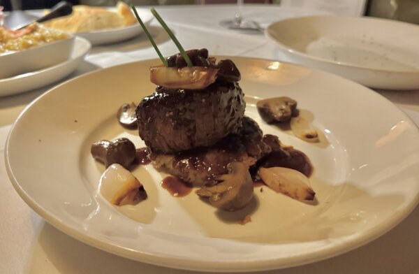 Sullivan's Steakhouse Beef Bordelaise Australian Filet Mignon