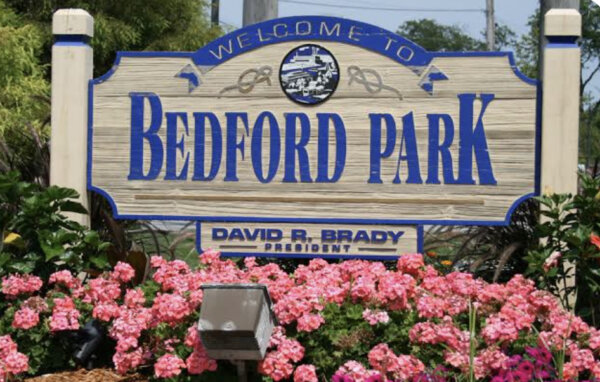 Bedford Park welcome sign, courtesy of Bedford Park